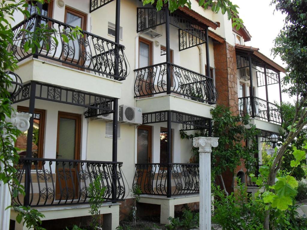 Villa Ozalp Apartments Dalyan Rom bilde